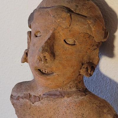 Lot 236: Pre-Columbian MesoAmerican Nayarit Statue Artifact