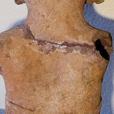 Lot 236: Pre-Columbian MesoAmerican Nayarit Statue Artifact