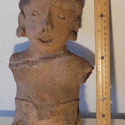 Lot 236: Pre-Columbian MesoAmerican Nayarit Statue Artifact