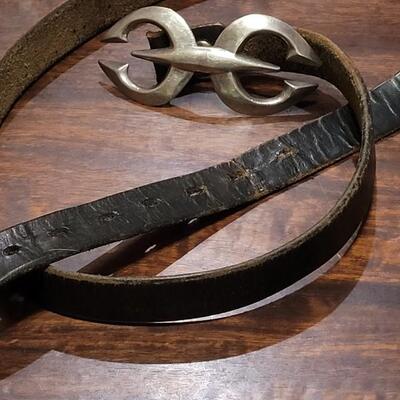 Lot 238: Old Pawn Navajo Belt Buckle