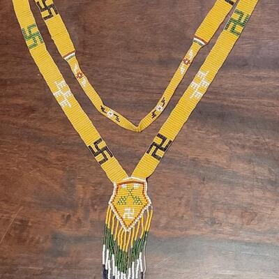 Lot 239: Antique 1920's Navajo Rolling Log Beaded Necklace