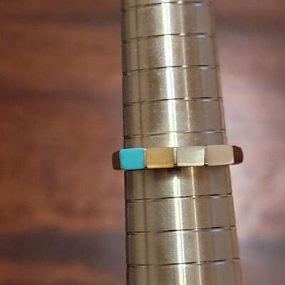 Lot 241: Sterling Turquois and Mother of Pearl Ring