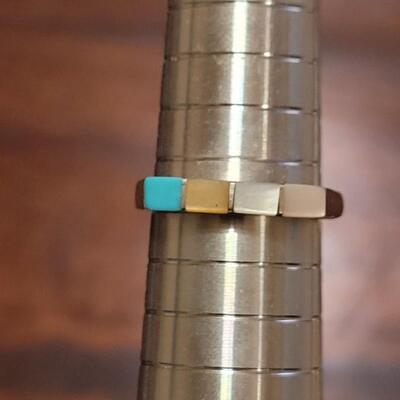 Lot 241: Sterling Turquois and Mother of Pearl Ring