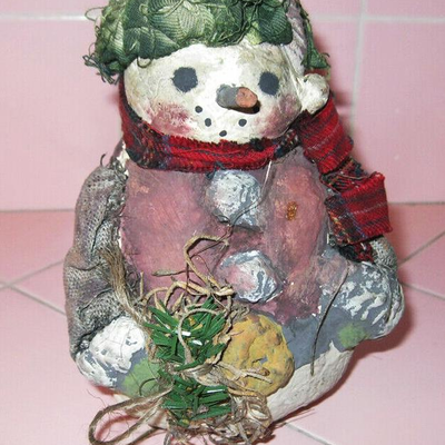 MS 1995 Woblers Woods Snowman Figure Arlene Wobler Enesco Scarf Hat Christmas Dirty