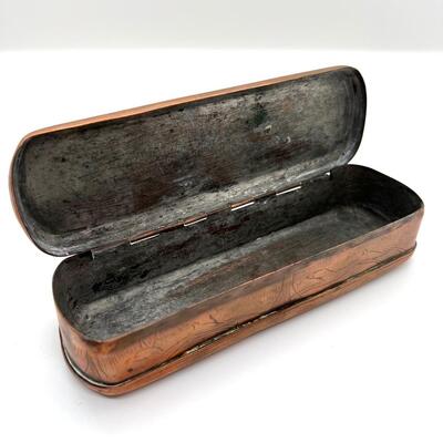 LOT 26 - Antique Dutch Copper Tobacco Snuff Box - David Pleydell-Bouverie Estate