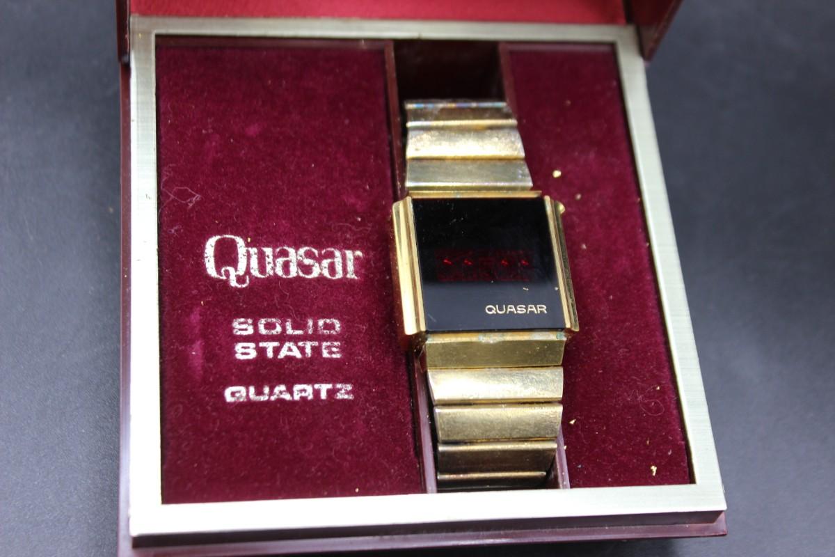 Quasar watch vintage hotsell