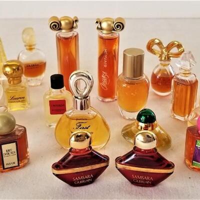 Lot #267  Sample Size Perfume Lot - 27 pieces