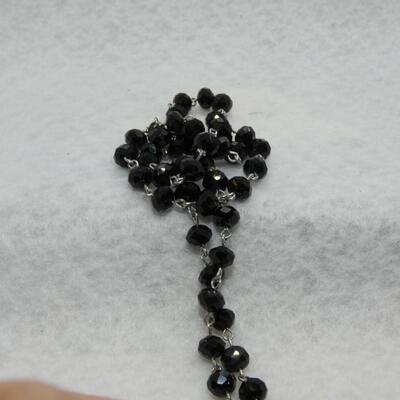 Black Glass Teardrop Pendant Necklace