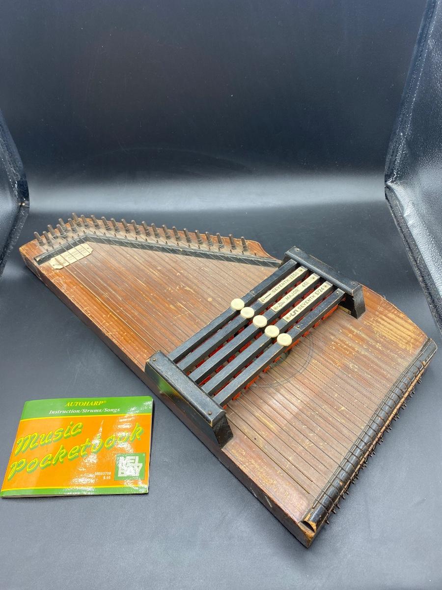 Vintage Antique C. F. Zimmerman Autoharp w Booklet