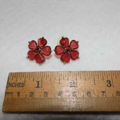 Red Flower & Rhinestone Post Earrings
