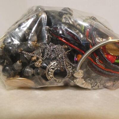Mixed Jewelry Lot, Costume, Wearable, Craft Lot #1