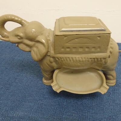 LOT 366  VINTAGE ELEPHANT CIGARETTE HOLDER AND ASHTRAY