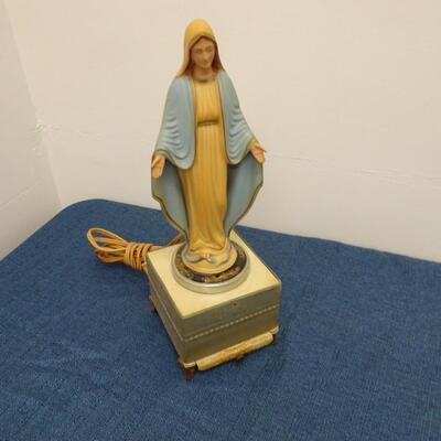 LOT 373.    RELIGIOUS DECOR LIGHT