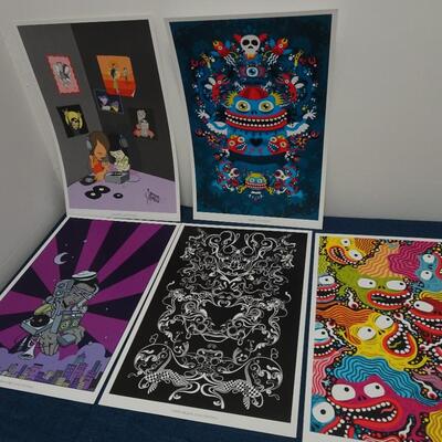 LOT 400. MICROSOFT ZUNE ORIGINALS PRINT SET