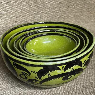 LOT 28 - Mexican Pottery Bowl Set - Ince Estate