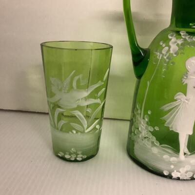 C290 Mary Gregory glass set