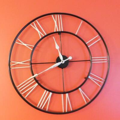 Large Metal Frame Contemporary Wall Clock 31