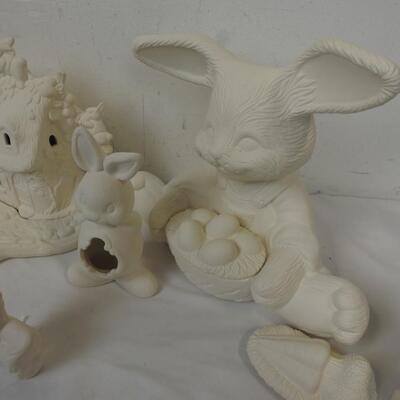 Lot of Unpainted Decor/Ornaments, Thanksgiving and Easter Figurines