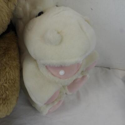 2 Plush Animals, Heart Hippo, Bear