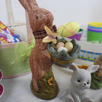 Easter Lot: Wire and Wicker Baskets, Plastic Bins, Ceramic Bunnies