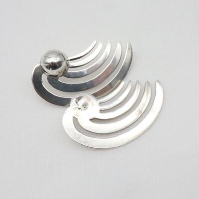 Taxco Mexico 950 Sterling Earrings - 1 has a broken post