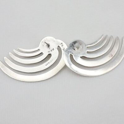 Taxco Mexico 950 Sterling Earrings - 1 has a broken post