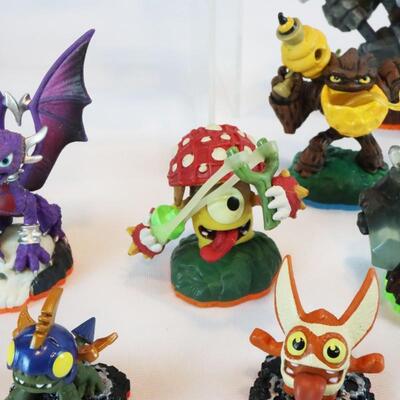 Lot of Activision Skylander Action Figures
