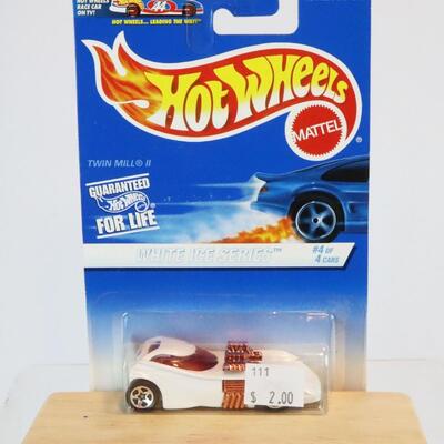 Hot Wheels Mixed Lot of 7