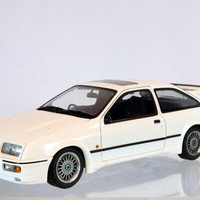 Autoart Cosworth Sierra RS 1:18 Model Car