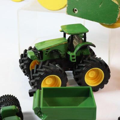 11pc John Deere Toy Lot