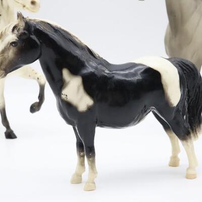 Lot of 5 Vintage Breyer Horses