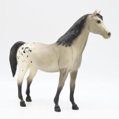 Lot of 5 Vintage Breyer Horses
