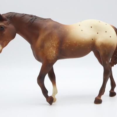 Lot of 5 Vintage Breyer Horses Brown & White