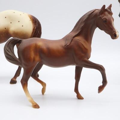 Lot of 5 Vintage Breyer Horses Brown & White