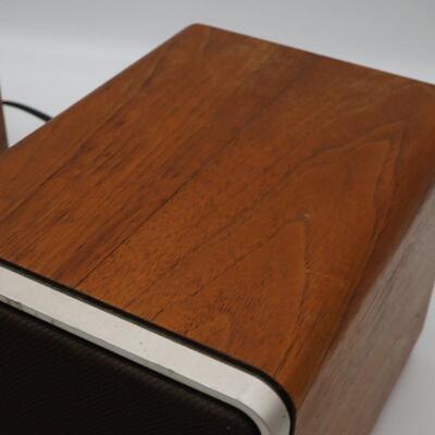 KLH Table Top  Radio TR-82