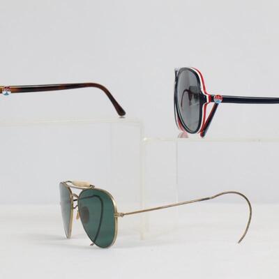 Lot of Vintage Sunglasses