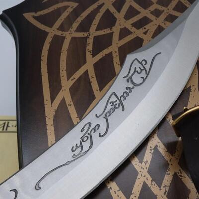 Lord of The Rings United Cutlery Elven Knife of Strider With leather Scabbard & Wall Plaque