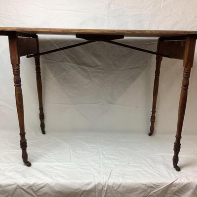 A - 387 Antique Collapsible Sewing Table