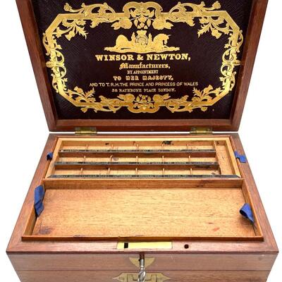 LOT 34 - Winsor and Newton Antique Paint Box 1900's - Mahogany