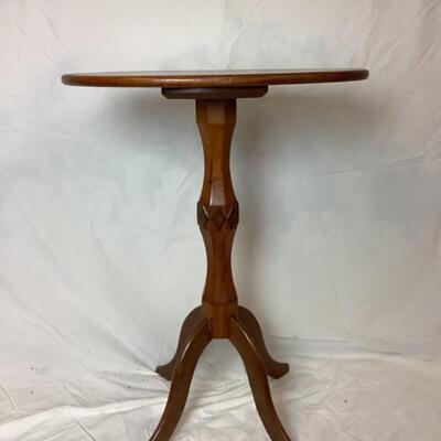 C433 Antique Oval Folk Art Pine Pedestal Table