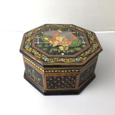 B-441 Mughal Style Hand Painted Octagonal Box