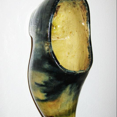 MS Vintage 1930s Dutch Shoe Wall Pocket Ceramic 6.5" Made Belgium #637 Wooden Drip Glaze