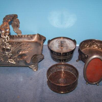 LOT 95 MISC LOVELY OLD SILVERPLATE PIECES