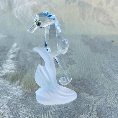 AA   SWAR0VOSKI CRYSTAL SEA HOURSE W/COA & ORGINAL BOX #168683 SIGNED MICHAEL G STAMEY