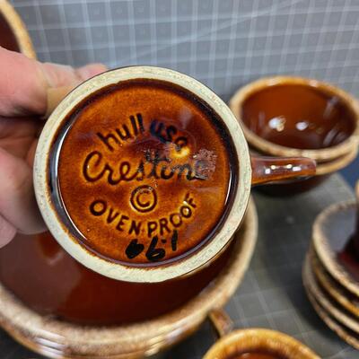 Earthen Drip Edge, Crestone 4 Piece Place Setting with Serving Wear