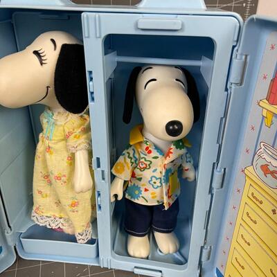Snoopy and Belle House 