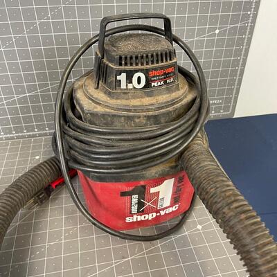 One Horse Power Shop Vac- 1 Gallon