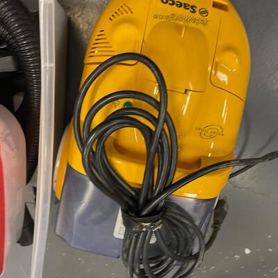 Sako Vacuum / Shampooer For Rugs