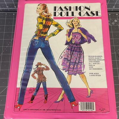 Vintage Barbies Doll Case 