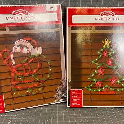 Lighted Santa and Tree 